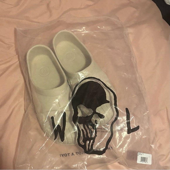 Warren Lotas Bone Obligatory Foam Shoes main image 4